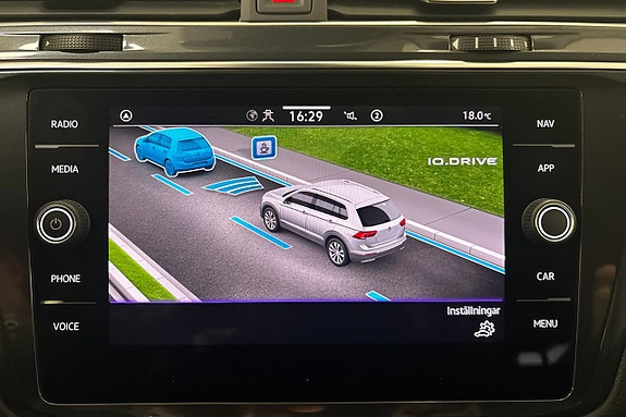 Volkswagen Tiguan Allspace 18 of 24