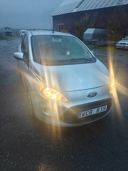 Ford Ka 2 of 5