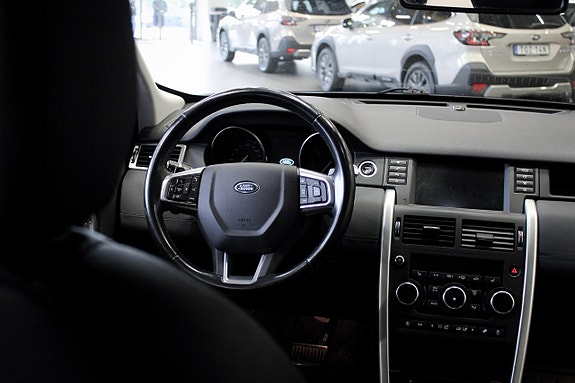 Land Rover Discovery Sport 13 of 18