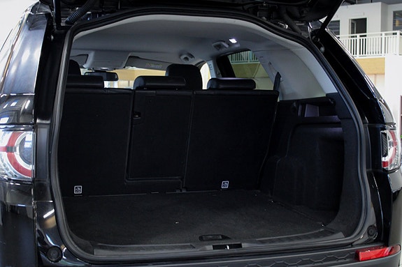 Land Rover Discovery Sport 18 of 18