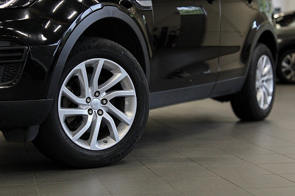 Land Rover Discovery Sport 5 of 18