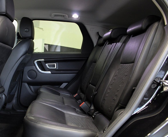 Land Rover Discovery Sport 12 of 18