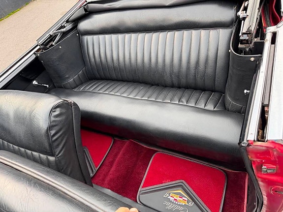 Cadillac Serie 62 21 of 28