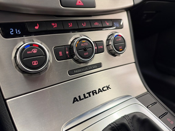 Volkswagen Passat Alltrack 14 of 20