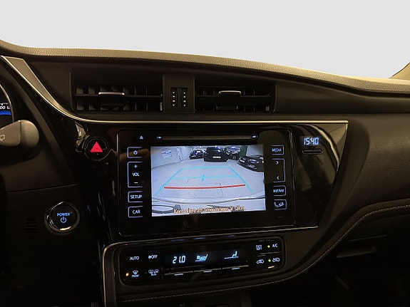 Toyota Auris 15 of 16