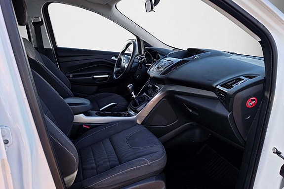 Ford Kuga 10 of 10
