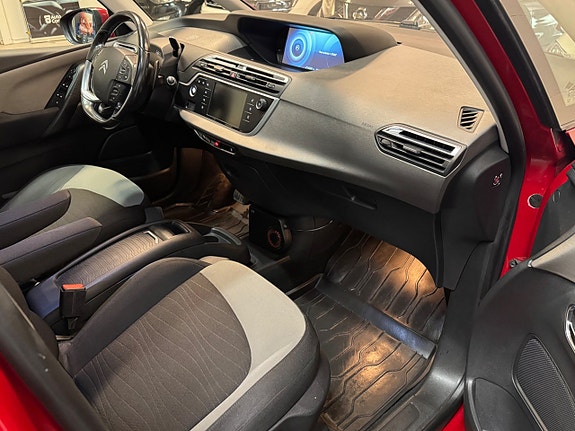 Citroen C4 Picasso 10 of 30