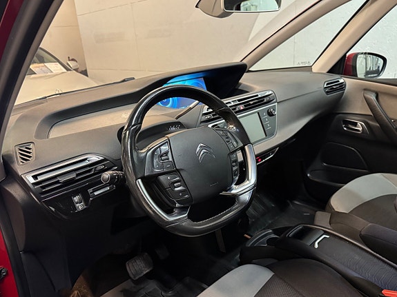Citroen C4 Picasso 13 of 30