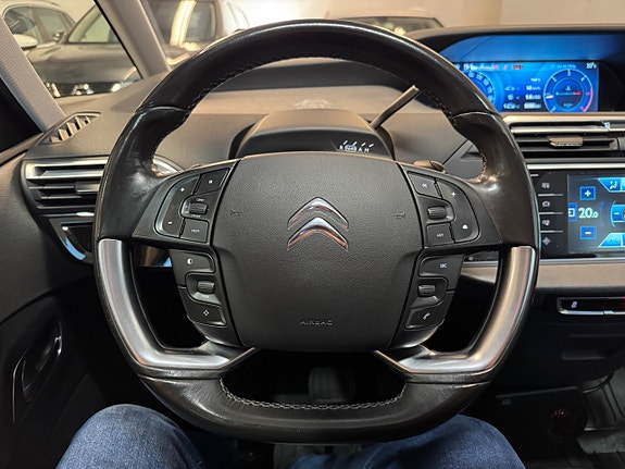 Citroen C4 Picasso 18 of 30