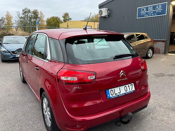 Citroen C4 Picasso 27 of 30
