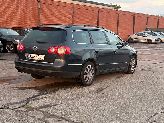 Volkswagen Passat 3 of 6