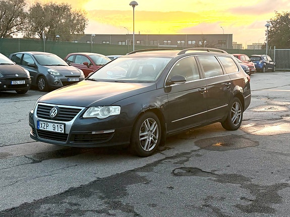 Volkswagen Passat 2 of 6