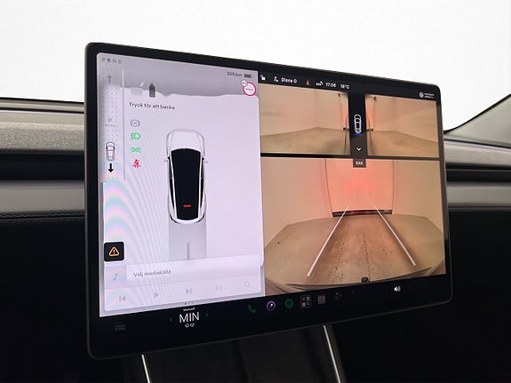 Tesla Model Y 20 of 30