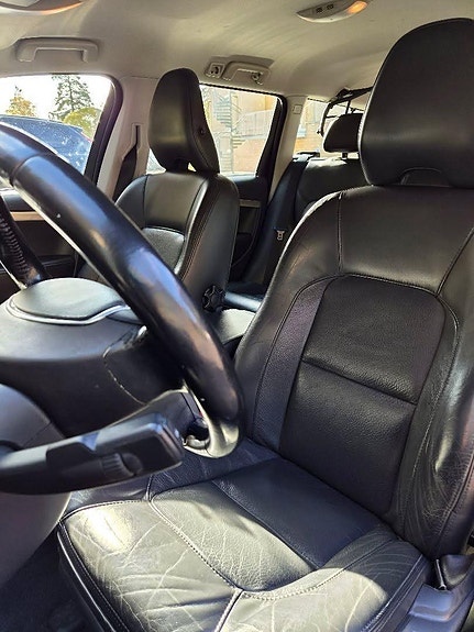 Volvo V70 7 of 10