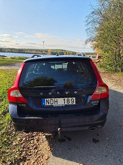 Volvo V70 4 of 10