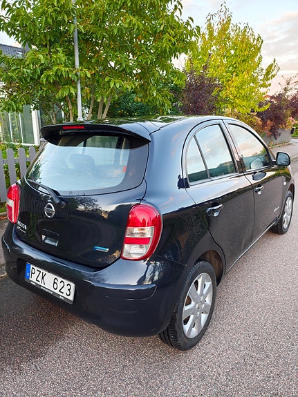 Nissan Micra 2 of 14