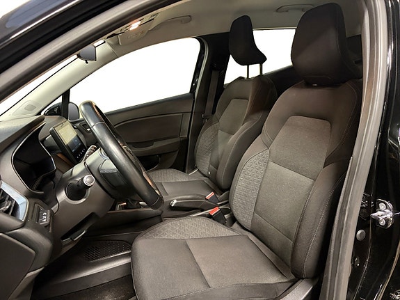 Renault Clio 14 of 17
