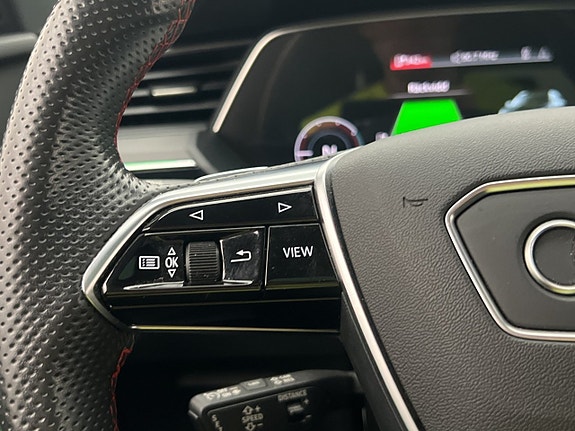 Audi Q8 20 of 30