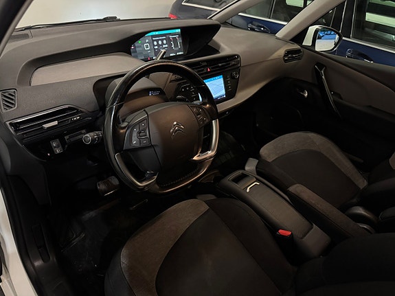 Citroen Grand C4 Picasso 10 of 21