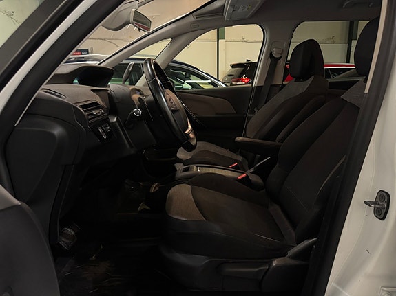 Citroen Grand C4 Picasso 11 of 21
