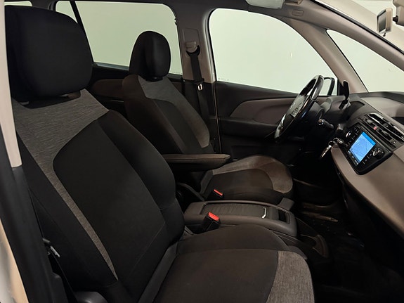 Citroen Grand C4 Picasso 13 of 21
