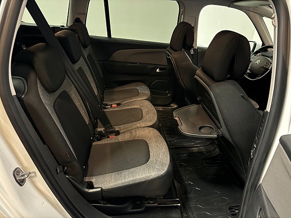 Citroen Grand C4 Picasso 18 of 21