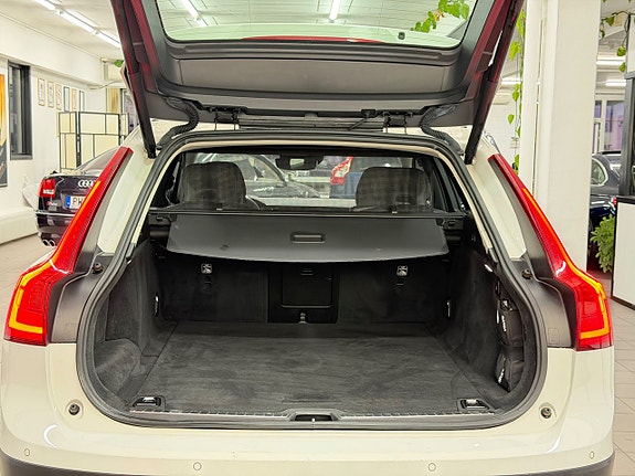 Volvo V90 Cross Country 27 of 30