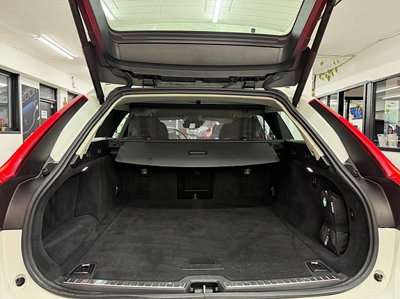 Volvo V90 Cross Country 28 of 30