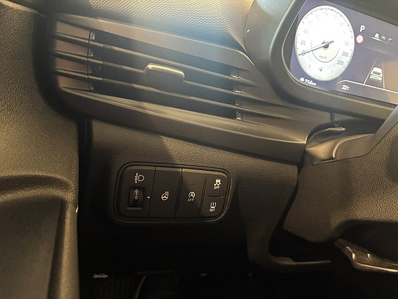 Hyundai i20 13 of 19