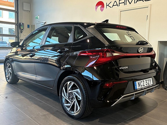 Hyundai i20 3 of 19