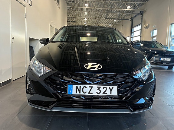 Hyundai i20 7 of 19