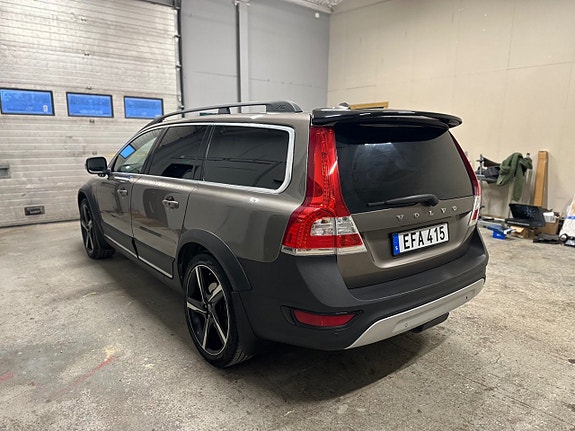 Volvo XC70 5 of 25