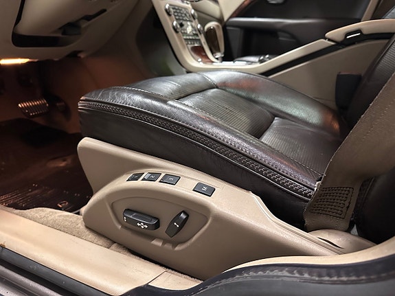 Volvo XC70 9 of 25