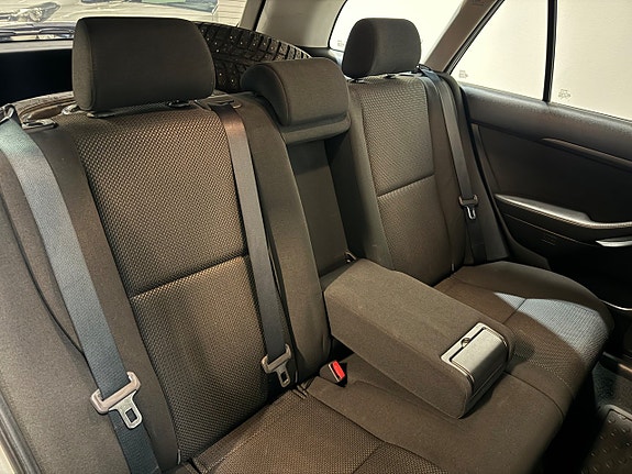 Toyota Avensis 20 of 24