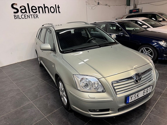 Toyota Avensis 4 of 24