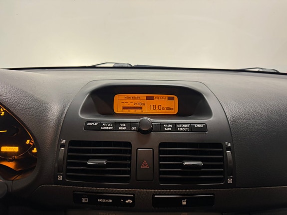 Toyota Avensis 17 of 24
