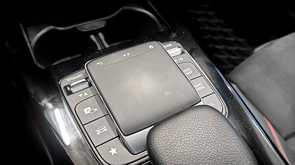 Mercedes-Benz A180 16 of 17