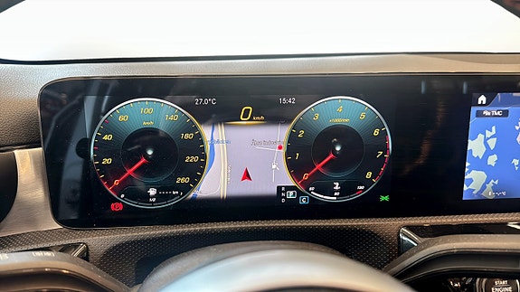 Mercedes-Benz A180 13 of 17