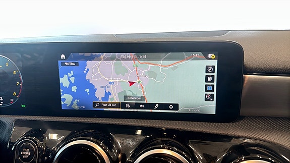 Mercedes-Benz A180 14 of 17