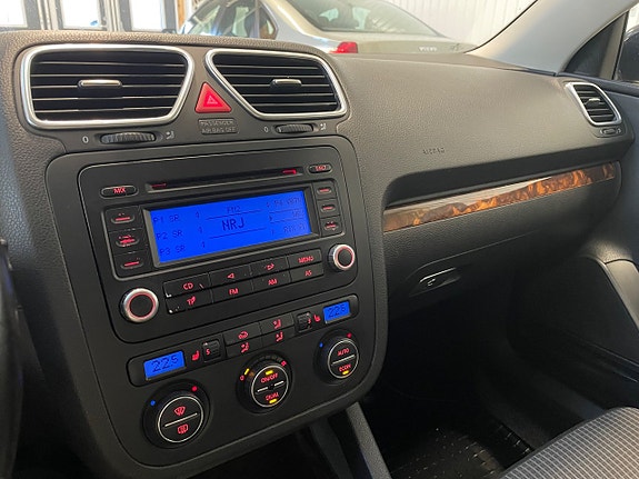 Volkswagen Eos 23 of 28
