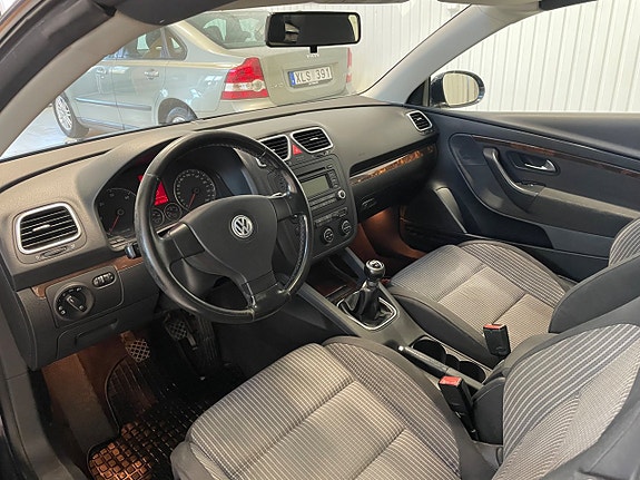 Volkswagen Eos 15 of 28