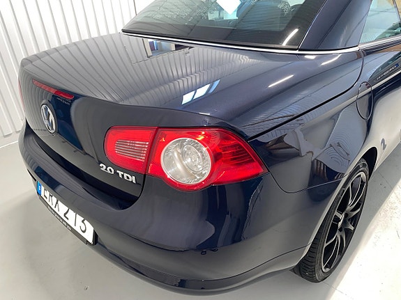 Volkswagen Eos 9 of 28