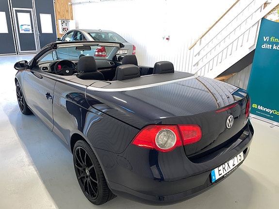 Volkswagen Eos 4 of 28