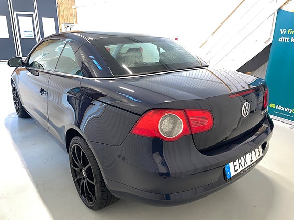 Volkswagen Eos 7 of 28