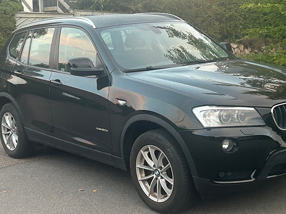 BMW X3 2 of 7
