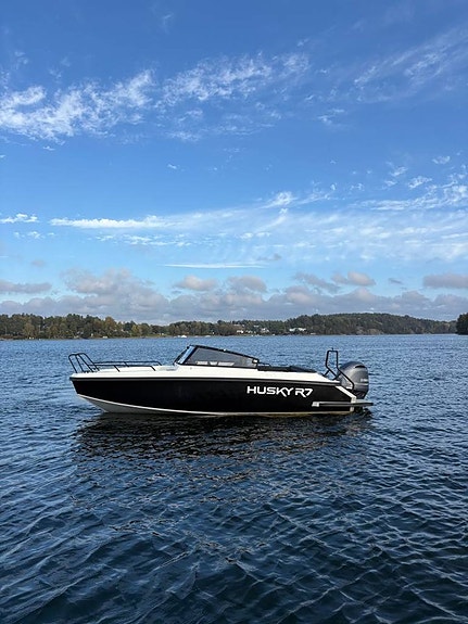 Finnmaster Husky R7 black edition 2022 - Yamaha 200 HK 2 of 12