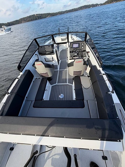 Finnmaster Husky R7 black edition 2022 - Yamaha 200 HK 9 of 12