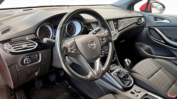Opel Astra 12 of 18