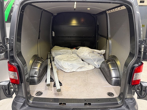 Volkswagen Transporter 15 of 17