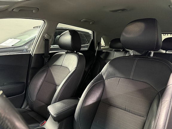 Kia Niro 10 of 21